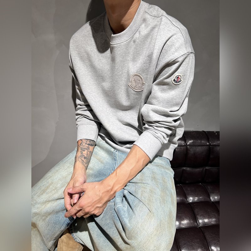 蒙口2026早秋新款刺繡章仔l(wèi)ogo純棉寬松休閑衛(wèi)衣 精選優(yōu)質(zhì)純棉面料，柔軟親膚