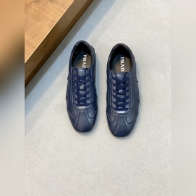 Prada，普拉達 男士皮革休閑運動鞋 采用進口小牛皮拼接鞋面，立體幾何分割，精