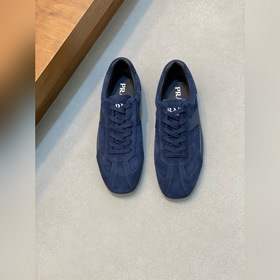 Prada，普拉達 男士皮革休閑運動鞋 采用進口小牛皮拼接鞋面，立體幾何分割，精