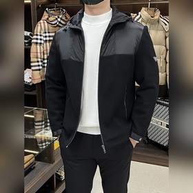 Prada 2026最新款時尚設計師款羽絨外套 普拉達連帽羊毛外套，羊毛拼接外套