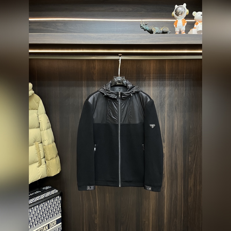 Prada 2026最新款時尚設計師款羽絨外套 普拉達連帽羊毛外套，羊毛拼接外套