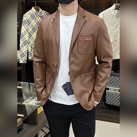 Prada 2026ss早秋新款發布 普拉達西裝外套，秋款外套！穿上就是舒適自在