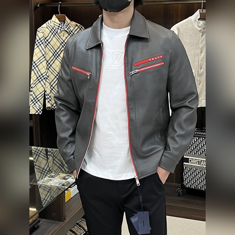 Prada 2026ss早秋新款發布 普拉達翻領夾克外套，秋款外套！穿上就是舒適