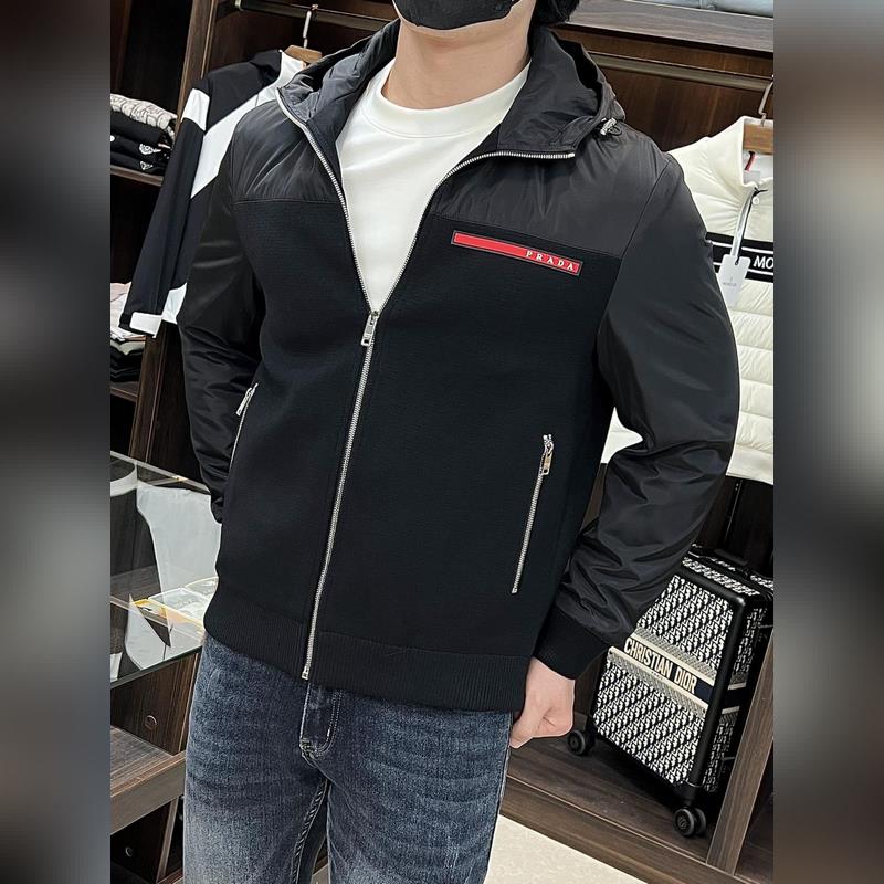 Prada 2026ss早秋新款發布 普拉達連帽夾克外套，拼接面料秋季爆款夾薄