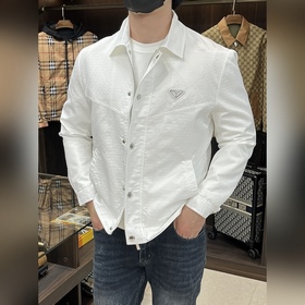 Prada 2026ss早秋新款發布 普拉達翻領夾克外套，秋季爆款夾薄棉夾克外套