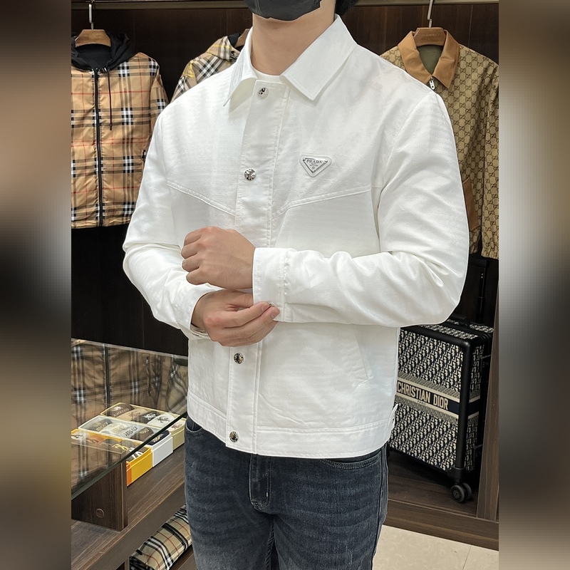 Prada 2026ss早秋新款發(fā)布 普拉達翻領(lǐng)夾克外套，秋季爆款夾薄棉夾克外套