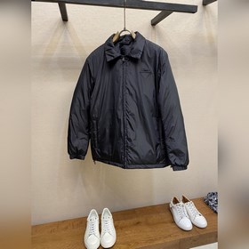 Prada、普拉達 極簡基礎三角標羽絨服外套 男女同款 冬裝新品，高端定制！輕熟