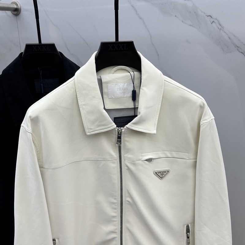 Prada普拉達 -匠心織夢 源自意大利系列，以匠心獨運，經典三角標為您打造不凡