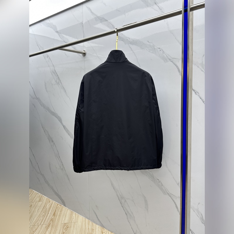 PRADA普拉達 2026秋冬新款夾克外套立領，雙面穿。秀場新品 品相非常完美，