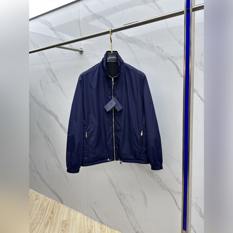 PRADA普拉達 2026秋冬新款夾克外套立領，雙面穿。秀場新品 品相非常完美，