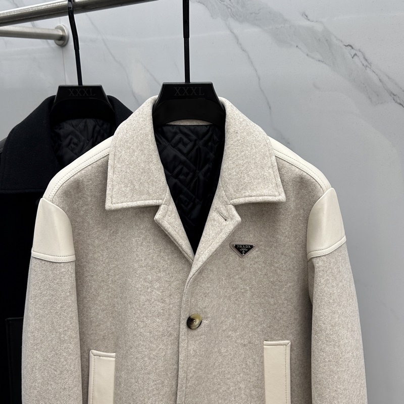 Prada普拉達 2026P家翻領(lǐng)款自帶複古時尚情懷的一款吸睛時尚單品時尚拼皮休