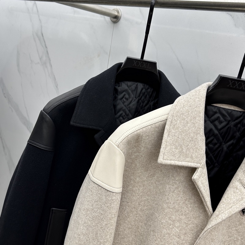 Prada普拉達 2026P家翻領(lǐng)款自帶複古時尚情懷的一款吸睛時尚單品時尚拼皮休