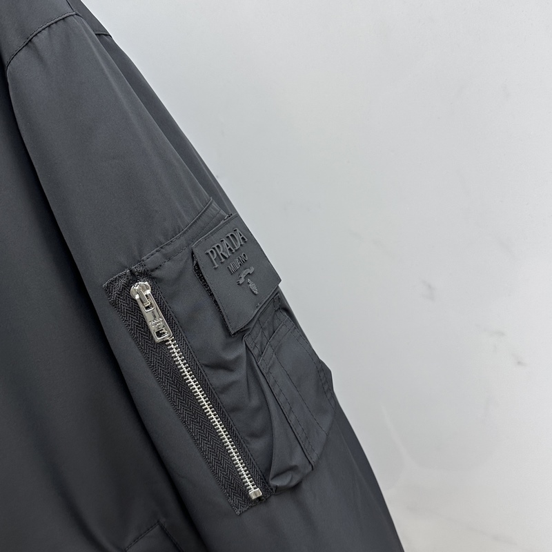 羽絨服 Prada*普拉達 2026秋冬新款男士連帽羽絨服外套，高定面料 國標9