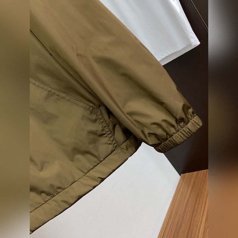 普拉達(dá) 2026年秋冬新款 官網(wǎng) 高端原廠代工出品， 官方經(jīng)典王牌單品！最新棉衣