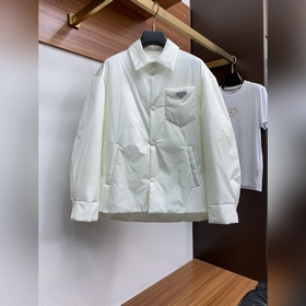 普拉達 2026年秋冬新款 官網 高端原廠代工出品， 官方經典王牌單品！最新棉衣