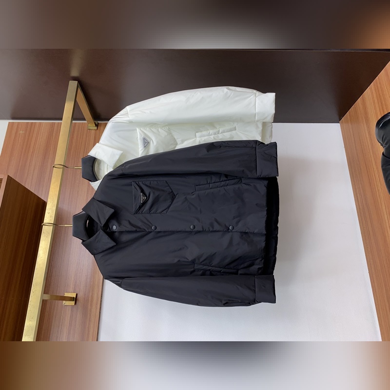 普拉達 2026年秋冬新款 官網 高端原廠代工出品， 官方經典王牌單品！最新棉衣