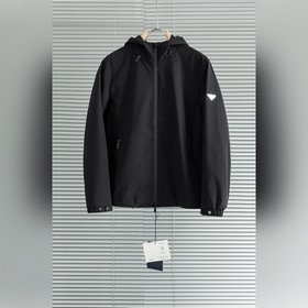 Prada 普拉達2026fw秋冬最新高密度防風防水面料保暖纖維填充來自p家經典