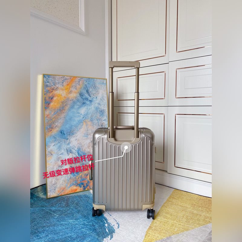 專櫃升級(jí)新款zp，925系列全鋁鎂合金 全新一體標(biāo)logo，內(nèi)裡，合頁(yè)，輪子統(tǒng)一