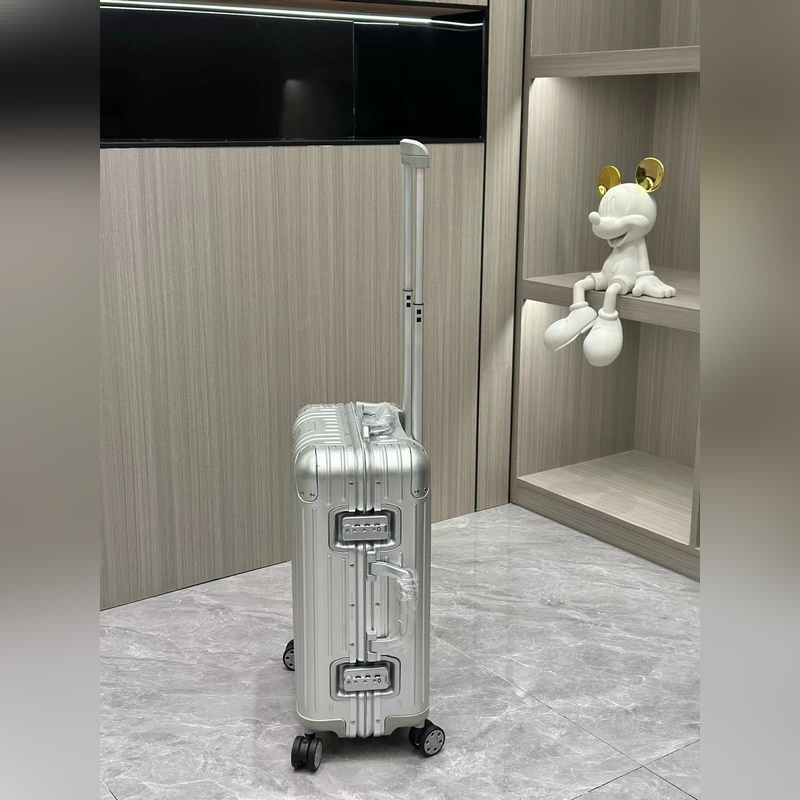 專櫃升級新款zp，925系列22寸，全鋁鎂合金 全新一體標logo，內裡，合頁，