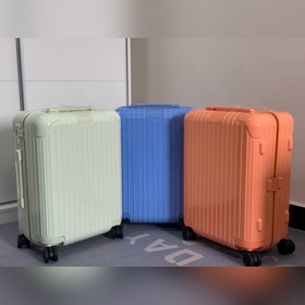 專櫃新版升級(jí)，原單貨渠道貨 RIMOW，，日默w-Trunk方胖子運(yùn)動(dòng)版pc款，