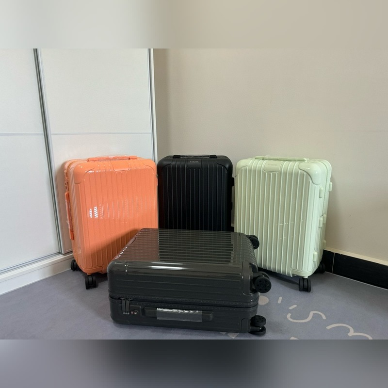 專櫃新版升級，原單貨渠道貨 RIMOW，，日默w-Trunk方胖子運動版pc款，