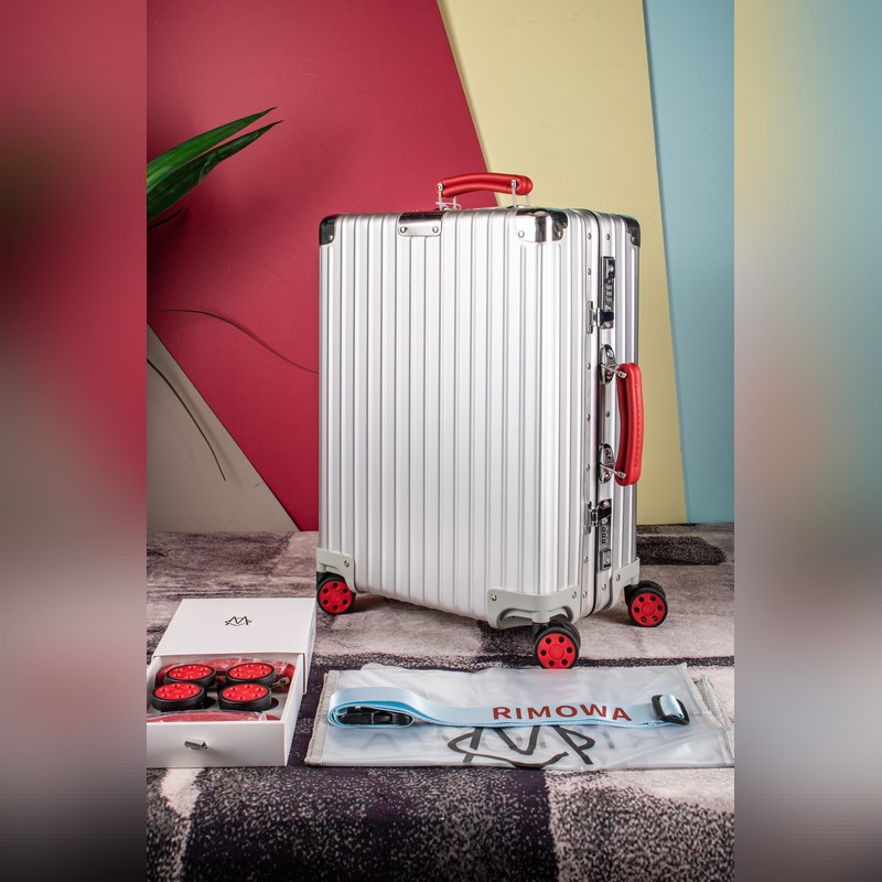Rimowa2026年專櫃新款，彩色皮質(zhì)把手，對版吊牌，彈跳拉桿，國際海關(guān)鎖，進