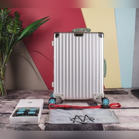 Rimowa2026年專櫃新款，彩色皮質(zhì)把手，對(duì)版吊牌，彈跳拉桿，國際海關(guān)鎖，進(jìn)