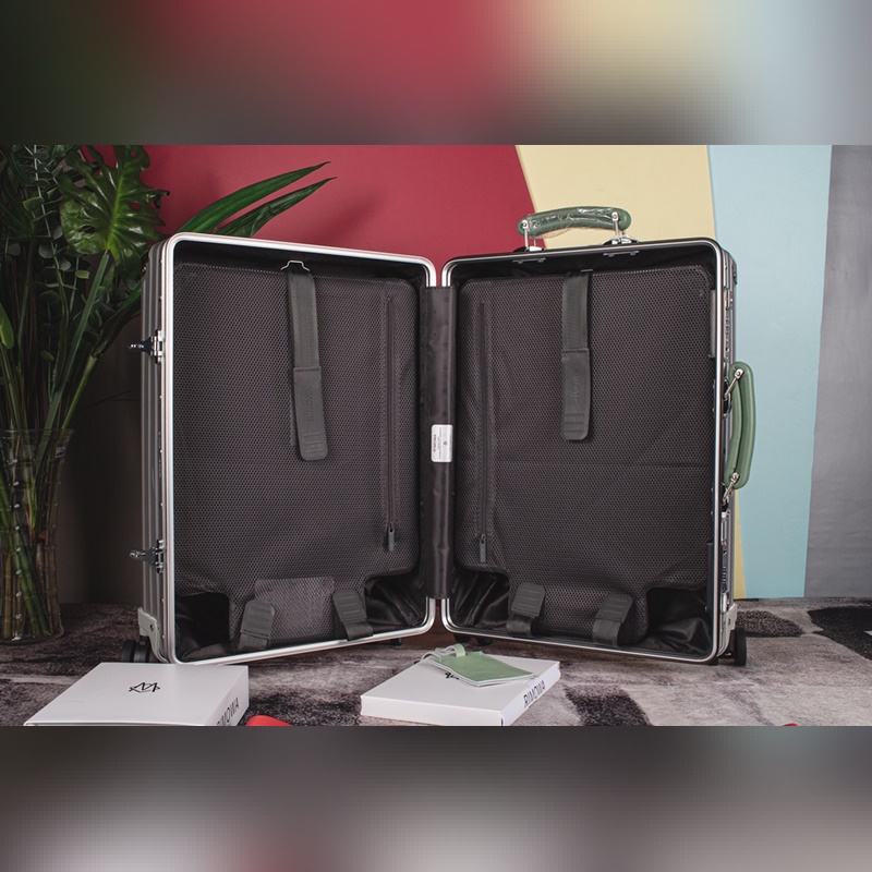 Rimowa2026年專櫃新款，彩色皮質(zhì)把手，對版吊牌，彈跳拉桿，國際海關(guān)鎖，進(jìn)