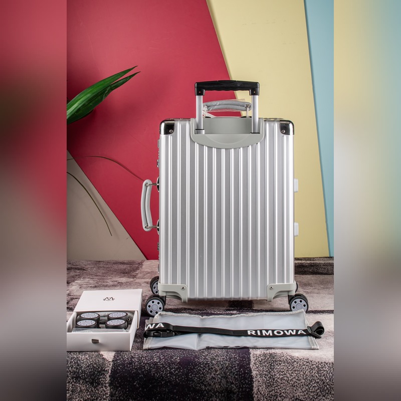 Rimowa2026年專櫃新款，彩色皮質把手，對版吊牌，彈跳拉桿，國際海關鎖，進