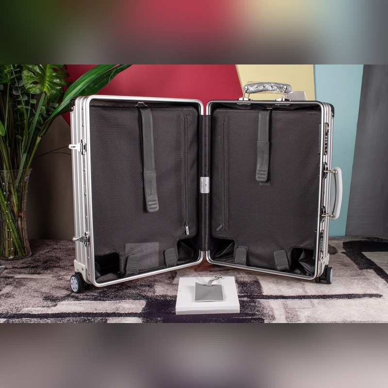 Rimowa2026年專櫃新款，彩色皮質把手，對版吊牌，彈跳拉桿，國際海關鎖，進