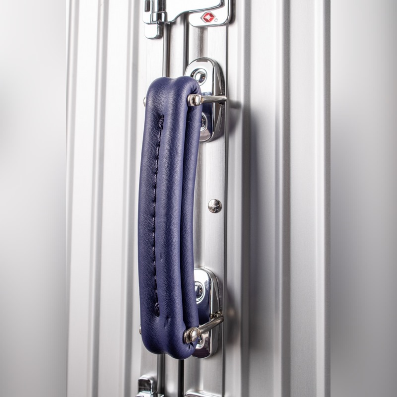 Rimowa2026年專櫃新款，彩色皮質把手，對版吊牌，彈跳拉桿，國際海關鎖，進