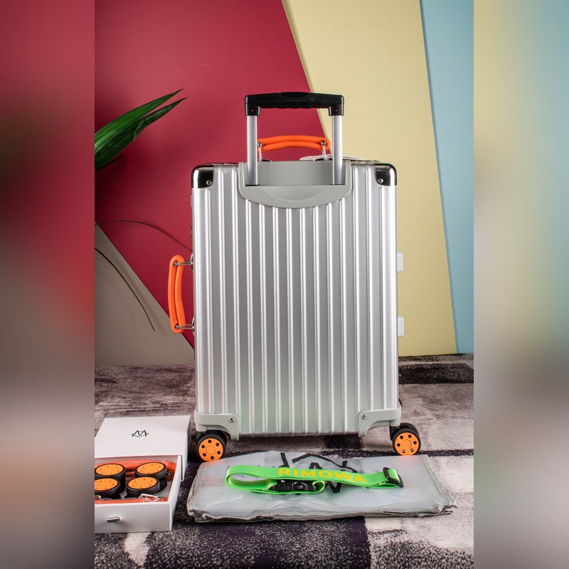 Rimowa2026年專櫃新款，彩色皮質(zhì)把手，對版吊牌，彈跳拉桿，國際海關(guān)鎖，進(jìn)