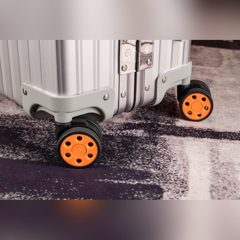 Rimowa2026年專櫃新款，彩色皮質(zhì)把手，對版吊牌，彈跳拉桿，國際海關(guān)鎖，進(jìn)