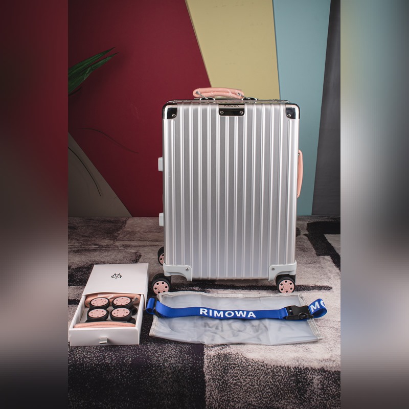 Rimowa2026年專櫃新款，彩色皮質把手，對版吊牌，彈跳拉桿，國際海關鎖，進