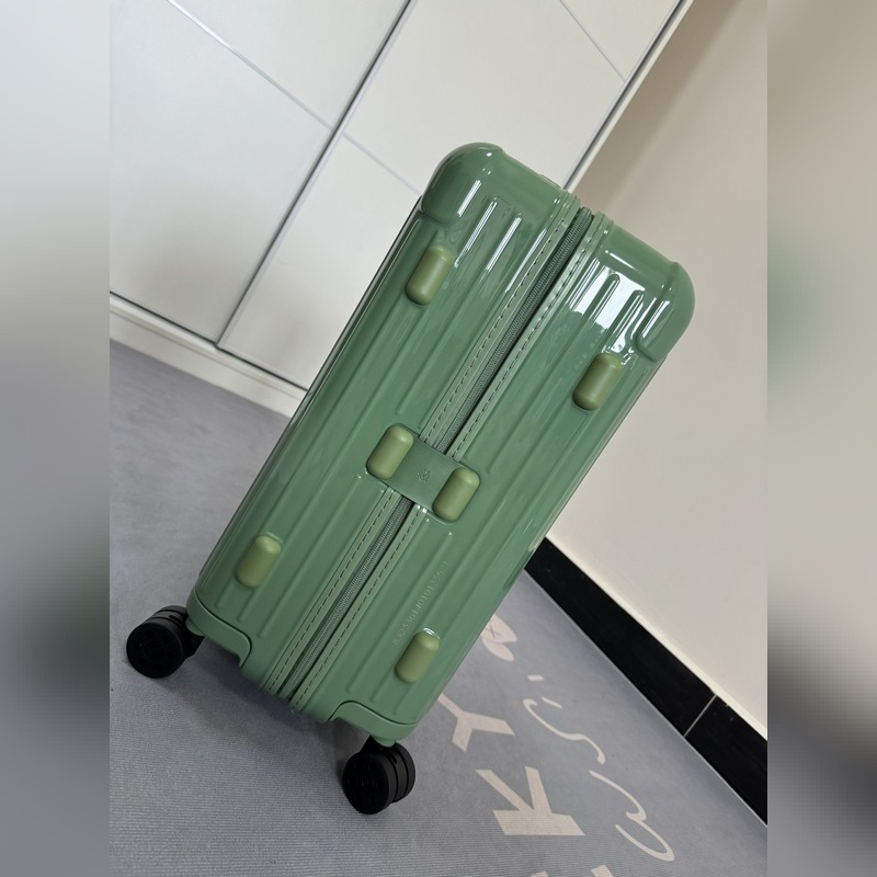 Essential系列 鼠尾草綠 尺寸21-26-30-31-33 材質：聚碳酸