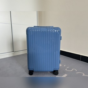 Essential系列 湖水藍(lán) 尺寸21-26-30-31-33 材質(zhì)：聚碳酸酯