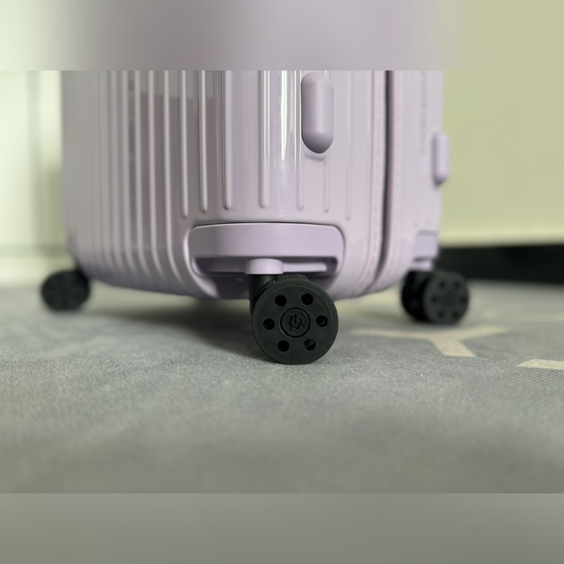 Essential系列 薰衣草紫 尺寸21-26-30-31-33 材質：聚碳酸