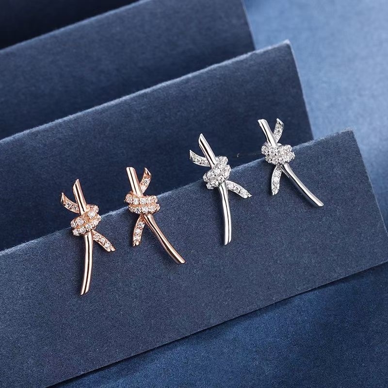 蒂芙尼繩結鑲鑽打結耳釘