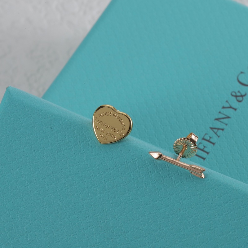 Tiffany 蒂芙尼耳釘