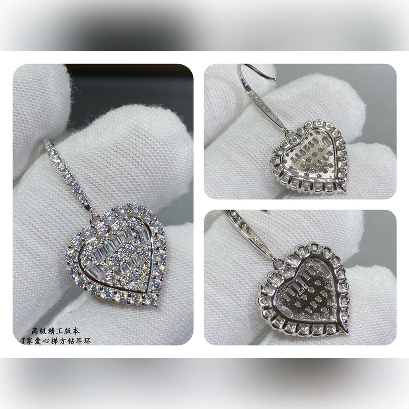 9 2 5 7600210 蒂芙尼梯方愛心耳環，新款群鑲梯方滿鑽愛心耳環 甜美清