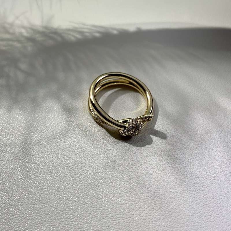 蒂芙尼T knot雙行戒指 2026年Ｔ家新作 Knot戒指 萬衆期待 T k