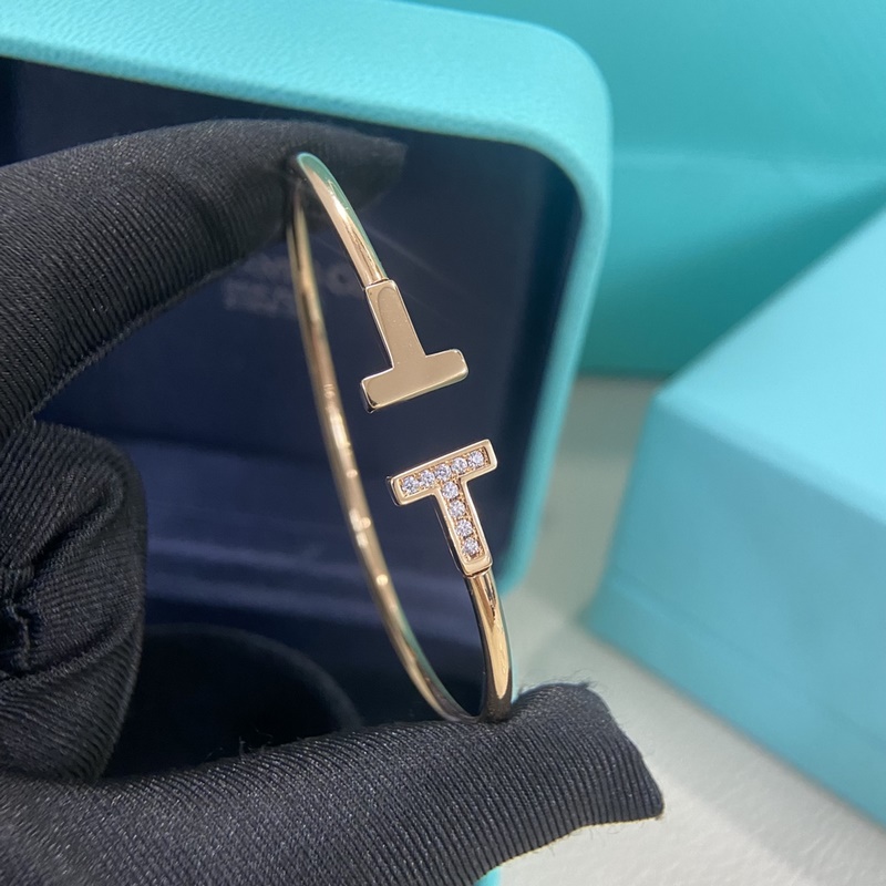 蒂芙尼手鐲 新品光面間鑽雙T手鐲