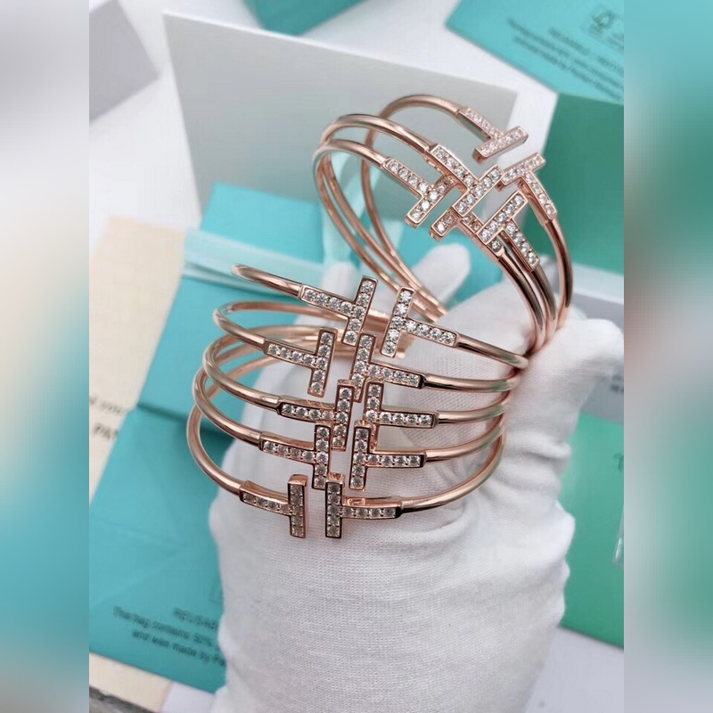 蒂芙尼手鐲， logo非常清晰 非常漂亮的款