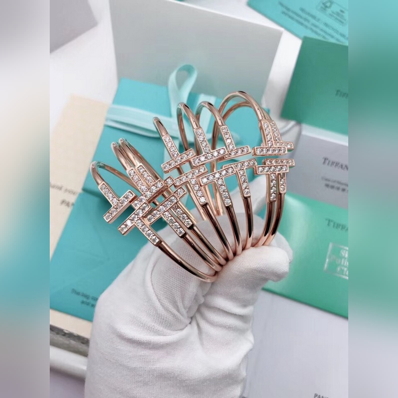 蒂芙尼手鐲， logo非常清晰 非常漂亮的款