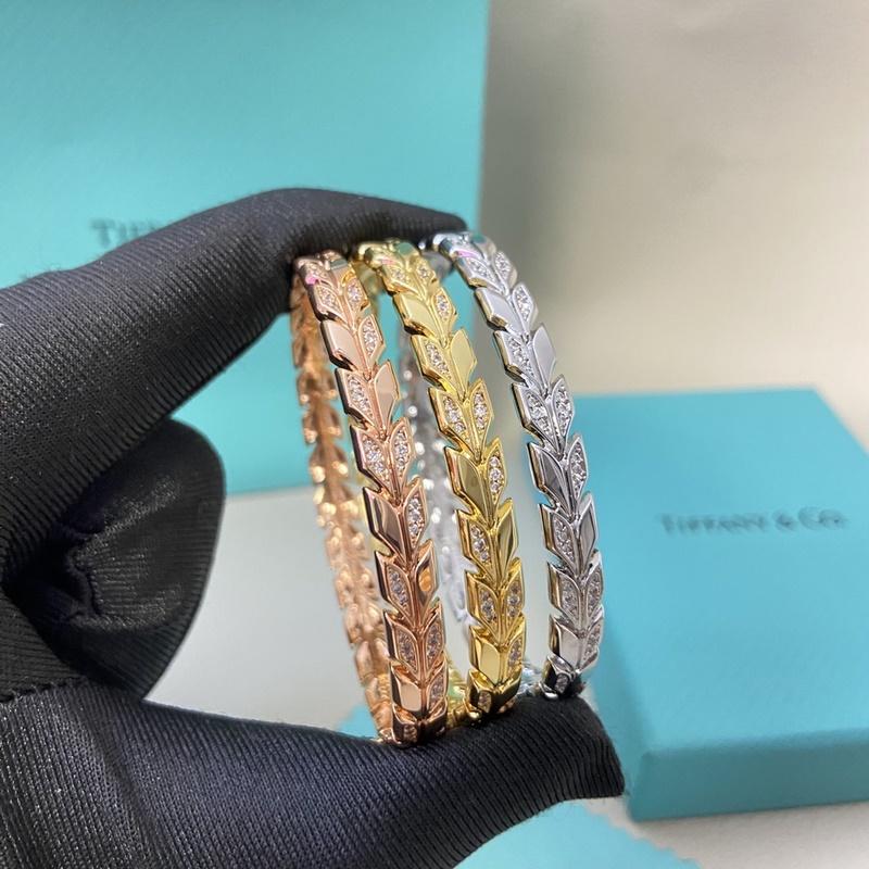 蒂芙尼手鐲 新品鑲鑽樹(shù)葉手鐲