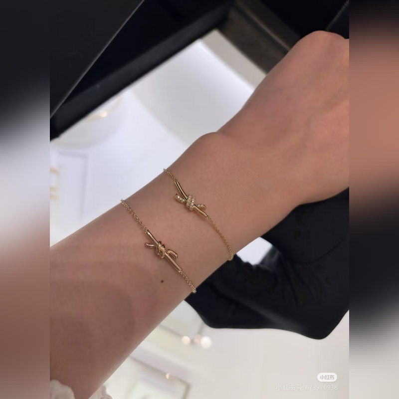 蒂芙尼繩結(jié)手鍊 三色高版