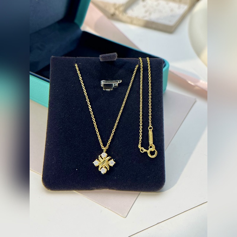 蒂芙尼項鍊 交叉四鑽項鍊 愛情像一顆永恒的鑽石閃亮著 因為閃亮而心動著