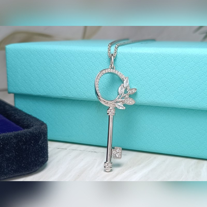 新鮮出爐！ 蒂芙尼鑰匙項鍊 白金玫瑰金現貨