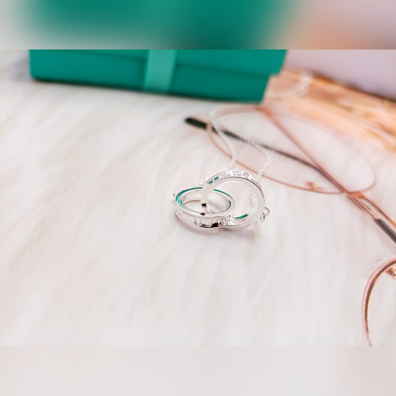 蒂芙尼 1837 扣環圈形項鍊 材質：s925銀 顔色：白金玫瑰分色電，白銀色，