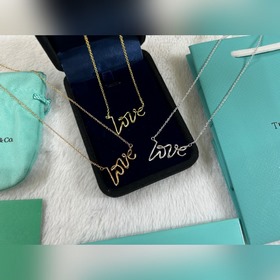 蒂芙尼 Tiffany Love光面字母項鍊 黃金色 玫瑰金色 銀色